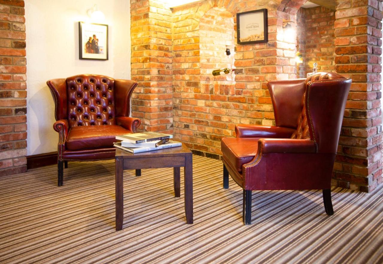 The Cedars Hotel, Loughborough Exteriör bild